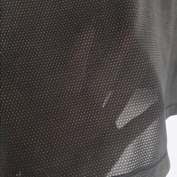 SOLD-Lululemon workout top - Picture 3 of 5